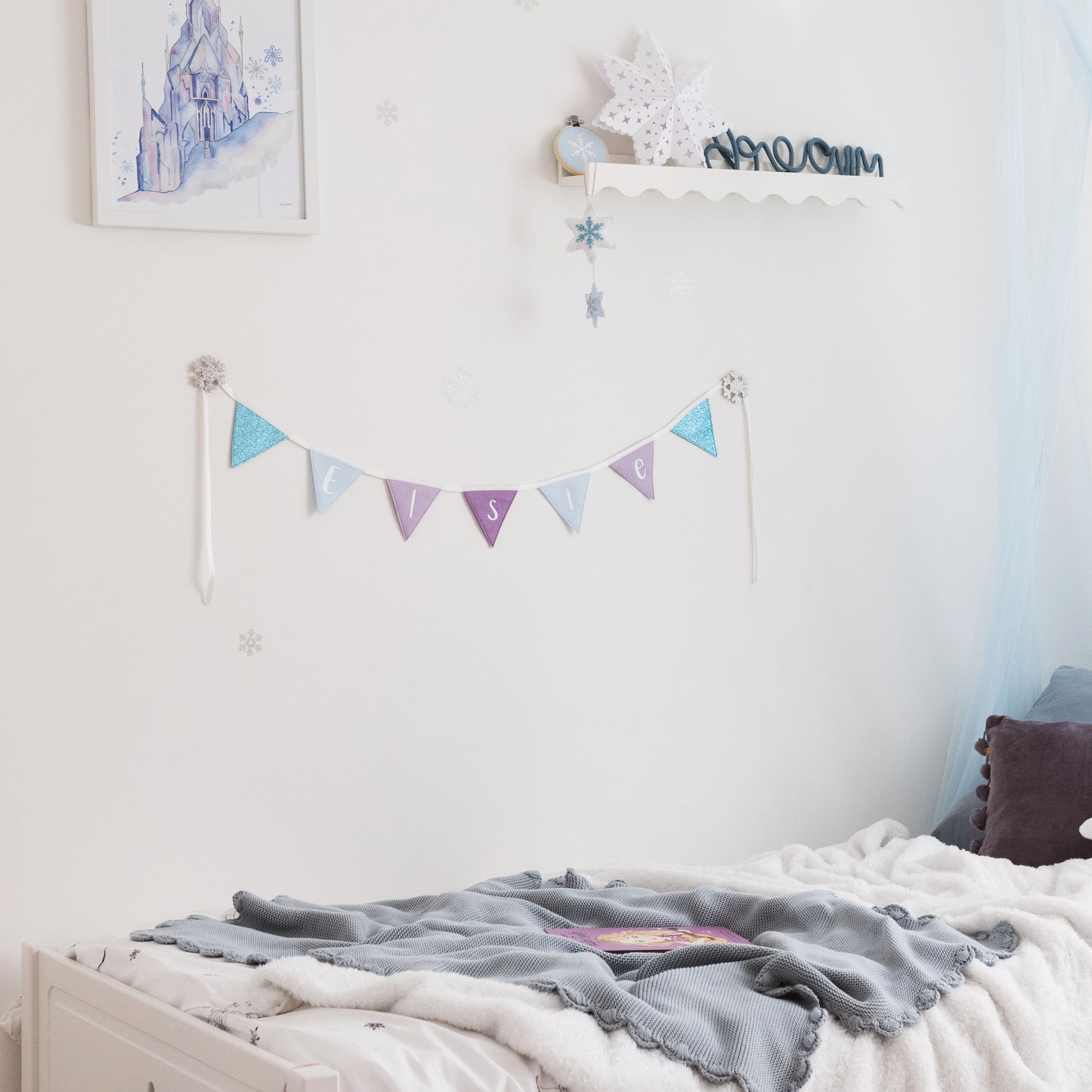 Frozen bedroom decor ideas
