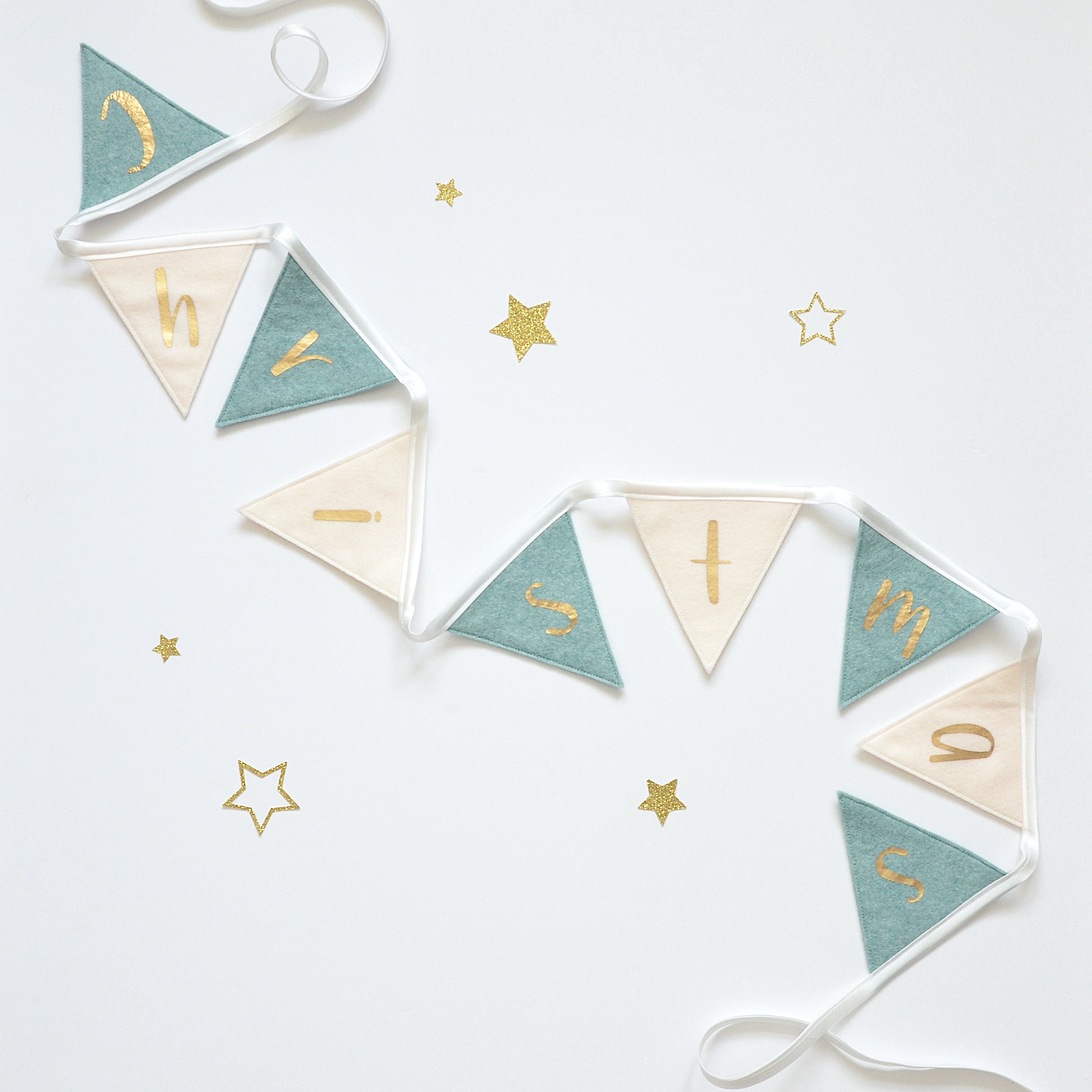 green christmas bunting