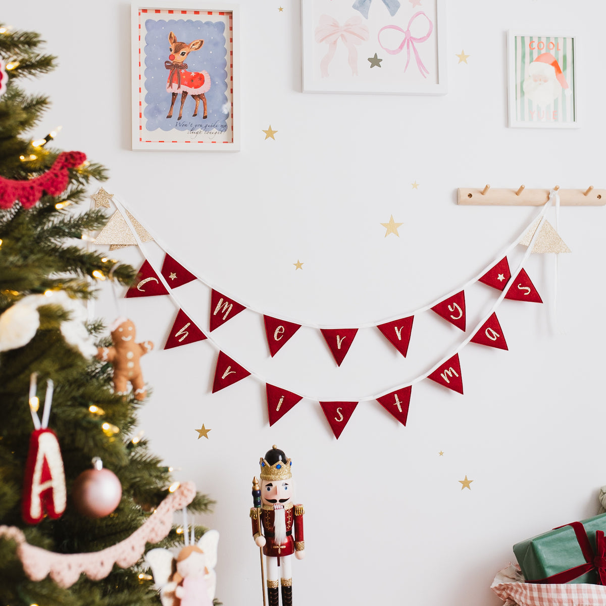 Christmas bunting