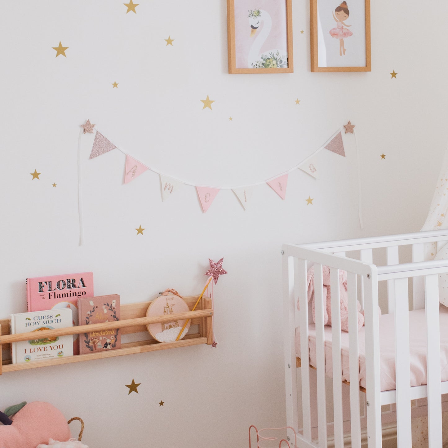 how to hang bunting in the nursery