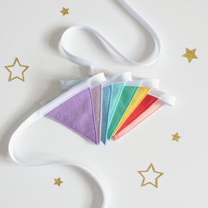 colourful kids bedroom decor