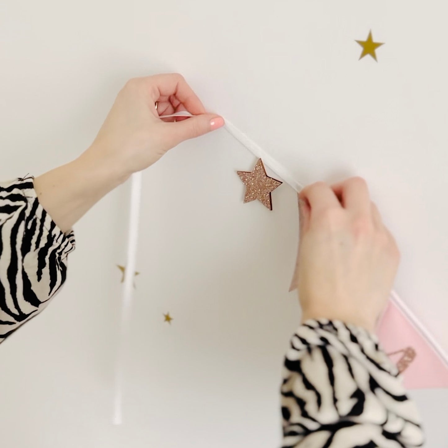 wall hooks for girls bedroom