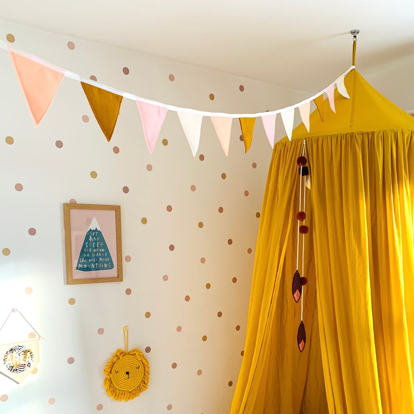 Dreamy Boho Bunting